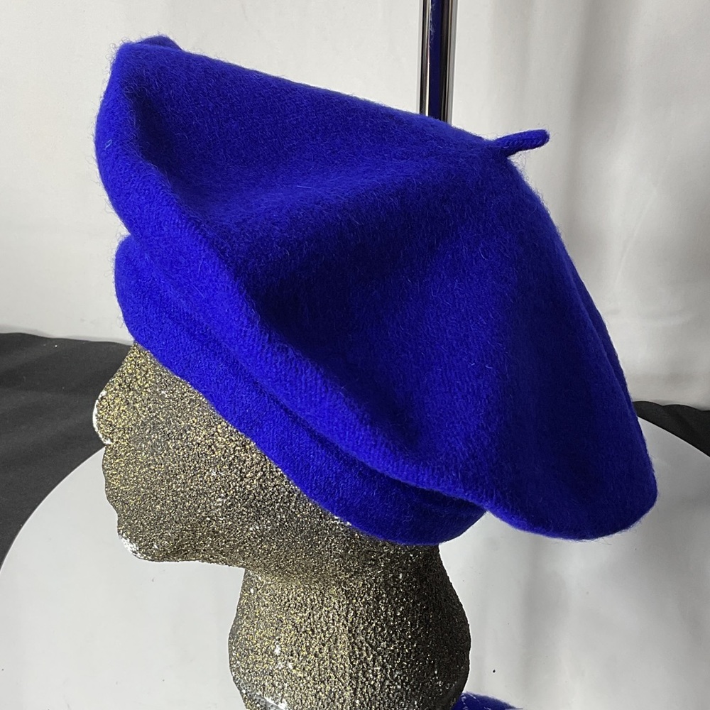 Vibrant Blue Beret - Picture 4 of 4